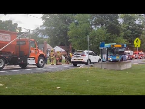 Bus crash leaves several people hurt in Montgomery County