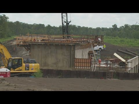Progress on levee system for River Parishes in Louisiana