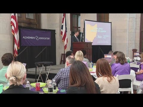 Hundreds of advocates push for Alzheimer's funding, awareness at Ohio Statehouse