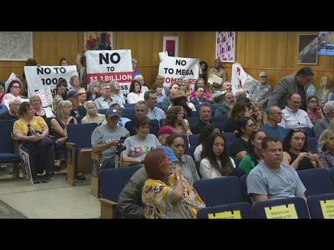 San Diego City Council, public holds hours-long discussion on Middletown mega shelter lease