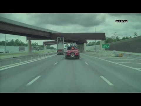 Dump truck crash on I-66 caught on video