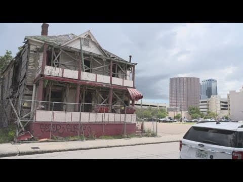 Emergency repairs underway at Tampa's historic Jackson House after partial collapse