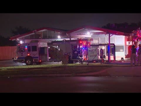 Fort Worth investigating fire at an autobody shop
