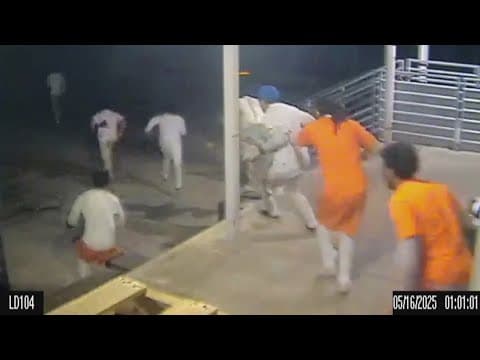 State and local officials tour New Orleans jail after escape