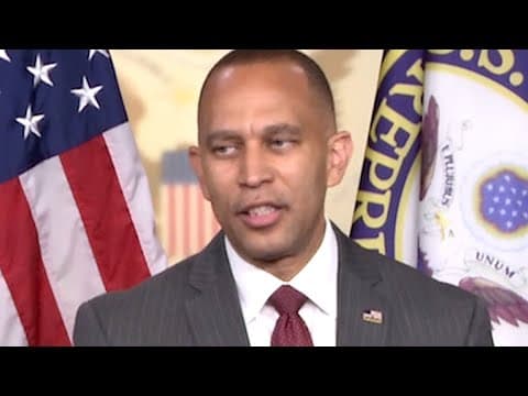 REPORT: Hakeem Jeffries praises Joe Biden's decision to run for president again