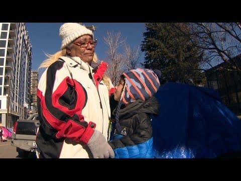 Denver desmantela campamento de migrantes
