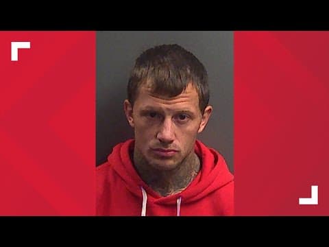 Officers searching for registered sex offender who fled arrest in Gas City