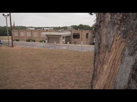 Dallas police shooting: Here's the latest we know at Midday