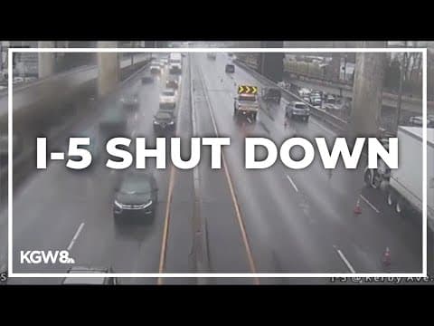 Southbound Interstate 5 in Portland shut down