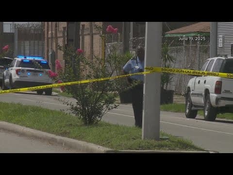 Police: Alleged shoplifter dies by suicide after Walmart theft in Uptown