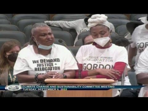 Gordon Plaza residents demand transparency after still not receiving settlement