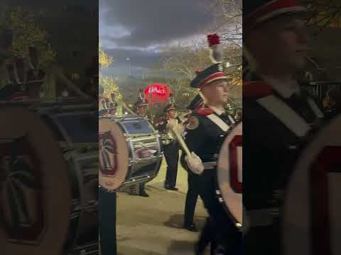 Ohio State Marching Band arrives for Skull Session ☠️