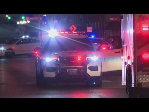 IMPD officer, 2 suspects exchange gunfire in downtown Indy