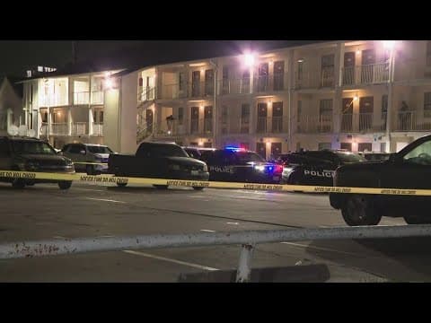 Man found shot to death at west Houston motel