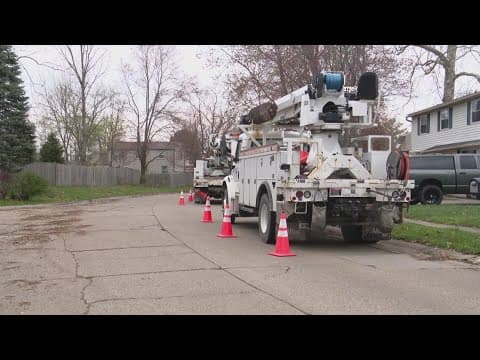 Crews working hard to restore power for Hoosiers after Wednesday's storms