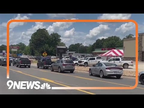 3 dead, multiple others shot outside Arkansas grocery store, authorities confirm