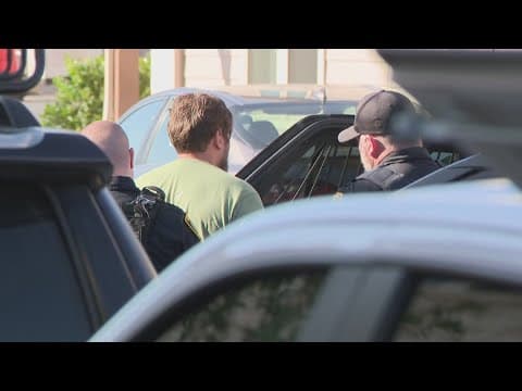 Houston man who rang neighbor’s doorbell covered in blood now charged with murder, police say