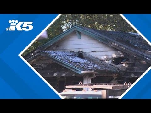 Crews battle fire at vacant Seattle home