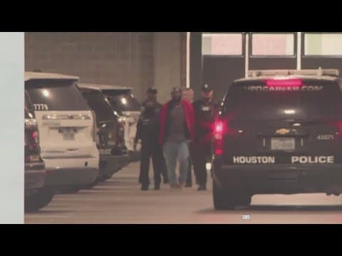 UH students stage protest for more security after sex assault suspect arrested