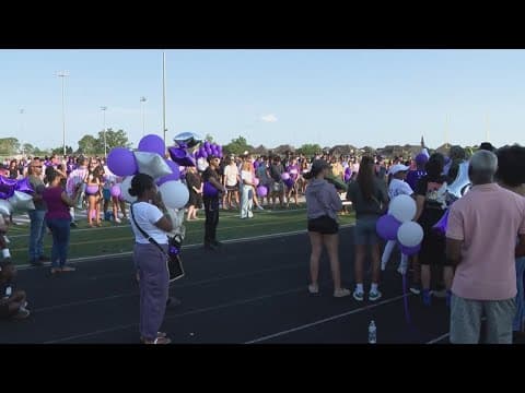 Vigil held for teen Ridge Point HS graduate who died after being hit by a vehicle in North Carolina