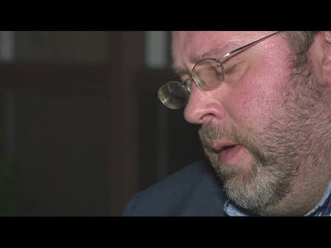 'This is the time of night where you start worrying' | Reston man worries about family who are trapp