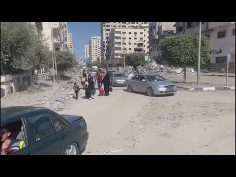 As Israeli forces gather, humanitarian aid can't get through to Gaza