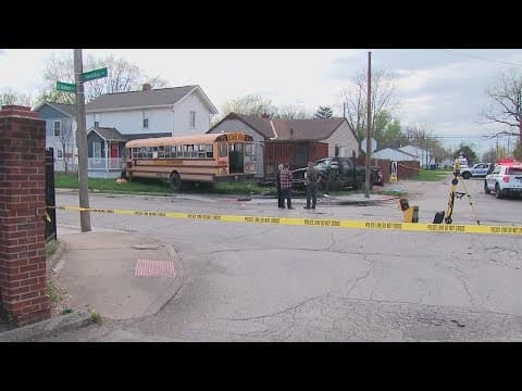 3 injured in crash involving school bus in South Linden