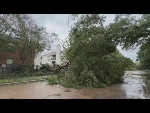 Clean up underway in Texas and Lousiana after Beryl