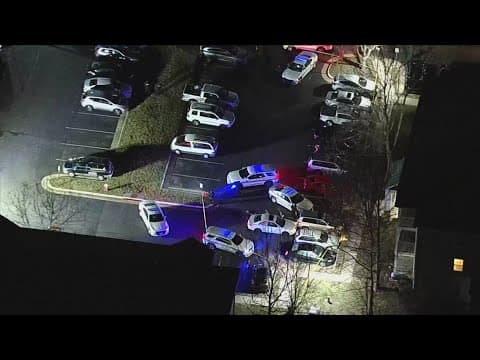 Man shot, killed in parking lot of Loudoun Co. apartments