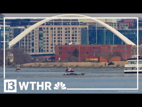 Recovery efforts continue at site of Washington D.C. plane crash