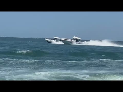 Florida officials chase a boat with no one at the wheel