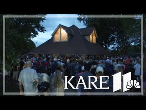 'Such a great loss': Vigil for Charlie Kirk held in Eden Prairie