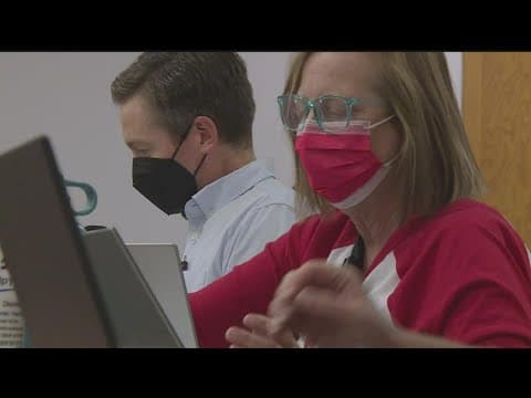 Minnesota nurses vote to authorize strike