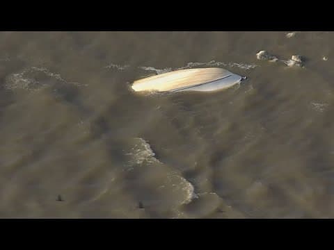 2 rescued, 1 remains missing after boat capsizes near Lake Houston Dam