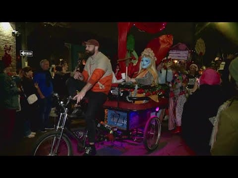 Krewe Boheme rolls in New Orleans