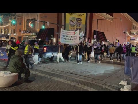 Pro-Palestine protest occurs on Georgia Street