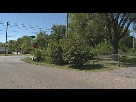 Arlington Woods neighbors frustrated, nervous about 'unsafe' intersection on Indy's east side