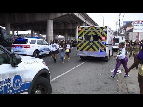 NOPD unit hits pedestrian on Mardi Gras Day