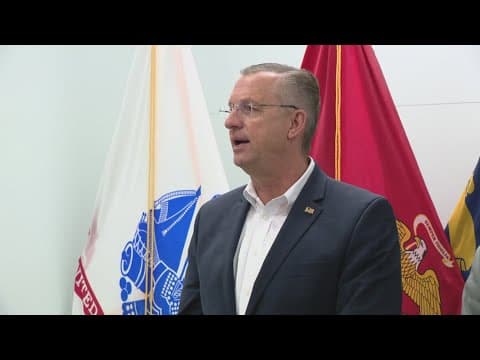 U.S. Secretary of Veterans Affairs makes stop in Indianapolis