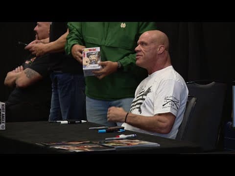 WrestleCon in Indianapolis lets thousands of fans meet pro wrestling legends