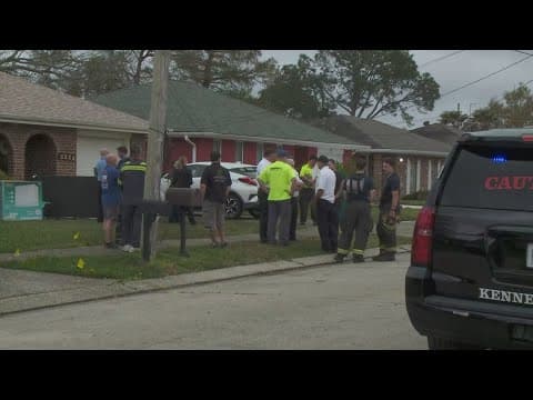 Plumber dies after being trapped in mud in Kenner rescue attempt, officials say