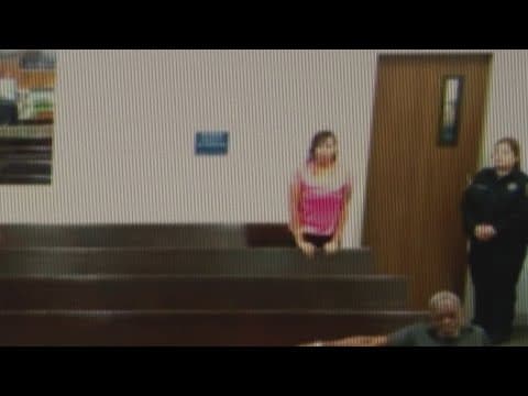 Woman accused of setting fire that a Houston firefighter died in granted $100,000 bond