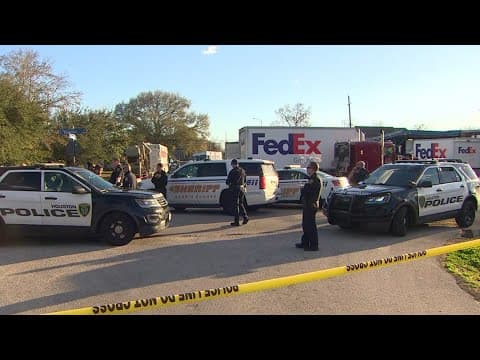 Off-duty Pct. 6 deputy shoots at suspect in northwest Harris County, Houston police says