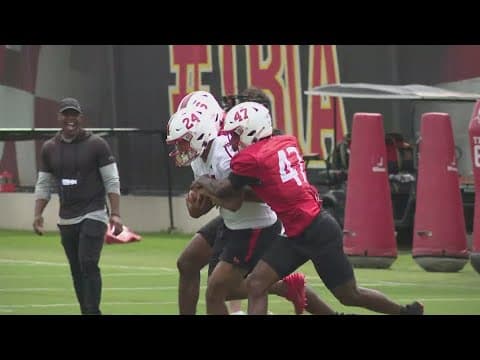Maryland Gov. Wes Moore laced up his cleats and joined the UMD's football team for practice