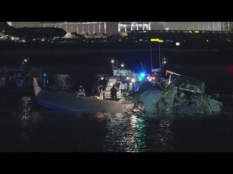 WATCH: Crews remove more wreckage from Potomac River