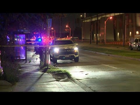 3 students stabbed near Yates HS, HPD says