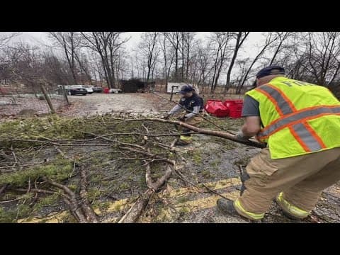 EF-1 tornado touches down in southern Indiana, first twister of 2024