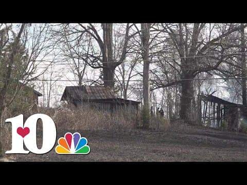 Rural Metro crews battle brush fire in North Knox Co. that spread to 'several structures'