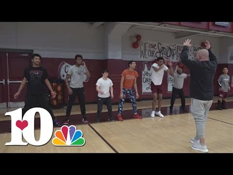 Maryville College basketball team steps up to help Alcoa HS Special Olympians