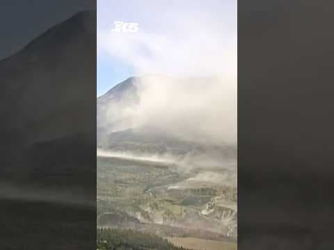 Ash prompts concerns of eruption at Mount St. Helens